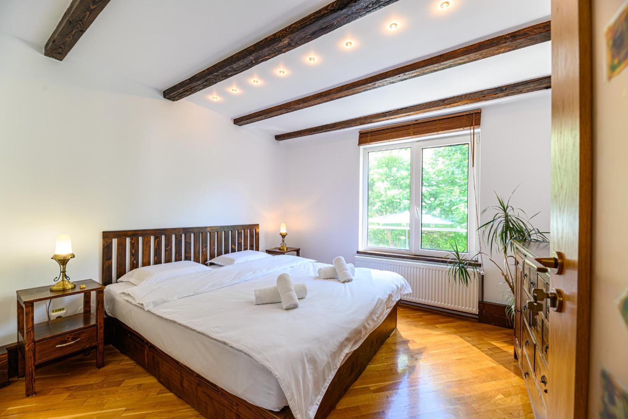 Brasov Central Escape - Rooms & Penthouse
