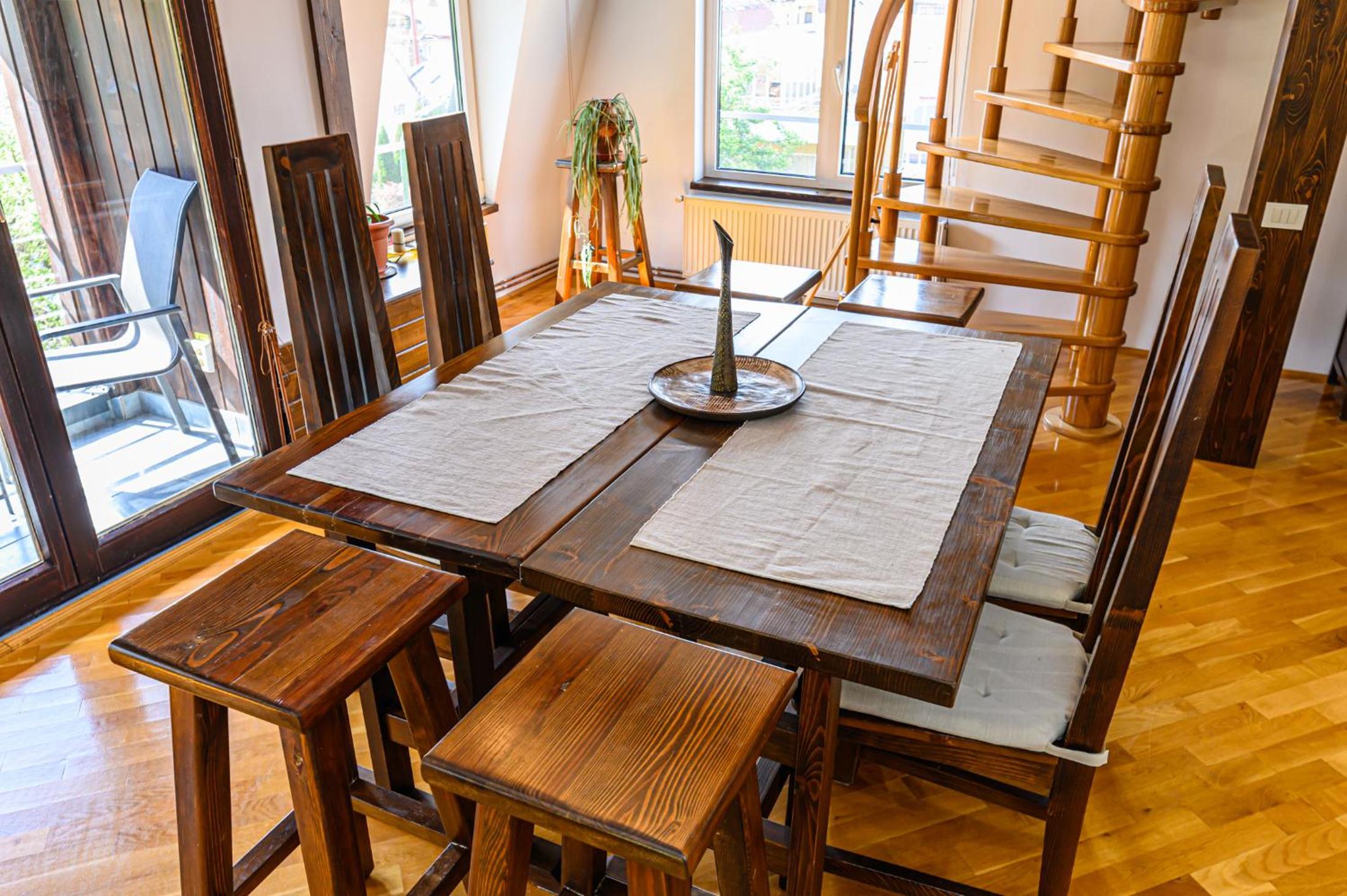 Brasov Central Escape - Rooms & Penthouse