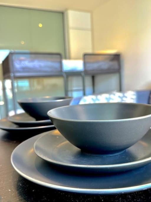 Modern 1BR West Melbourne Gateway