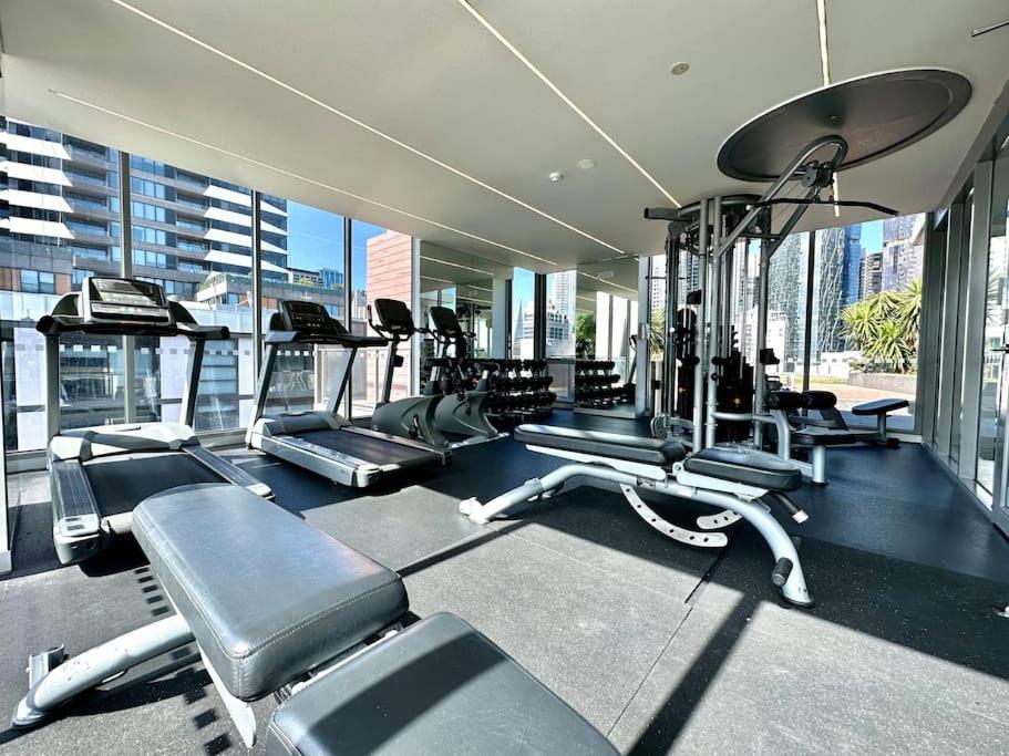 Modern 1BR West Melbourne Gateway