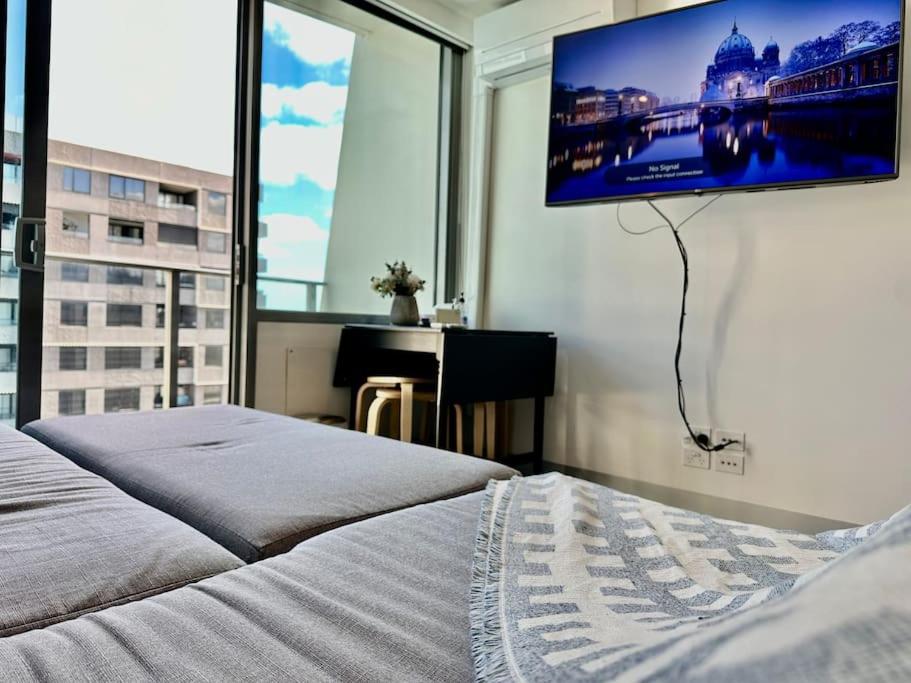 Modern 1BR West Melbourne Gateway