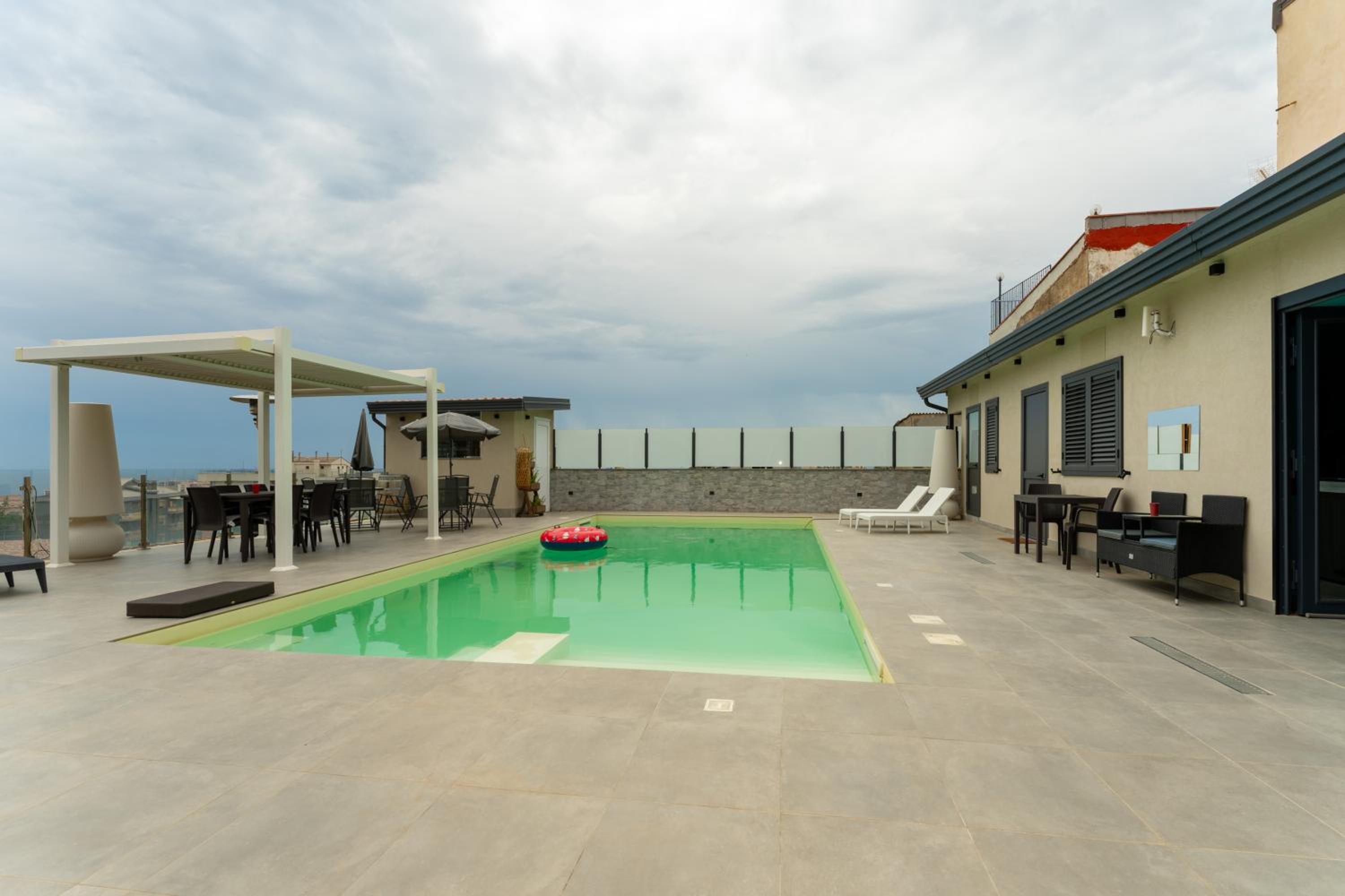 Giovannino House