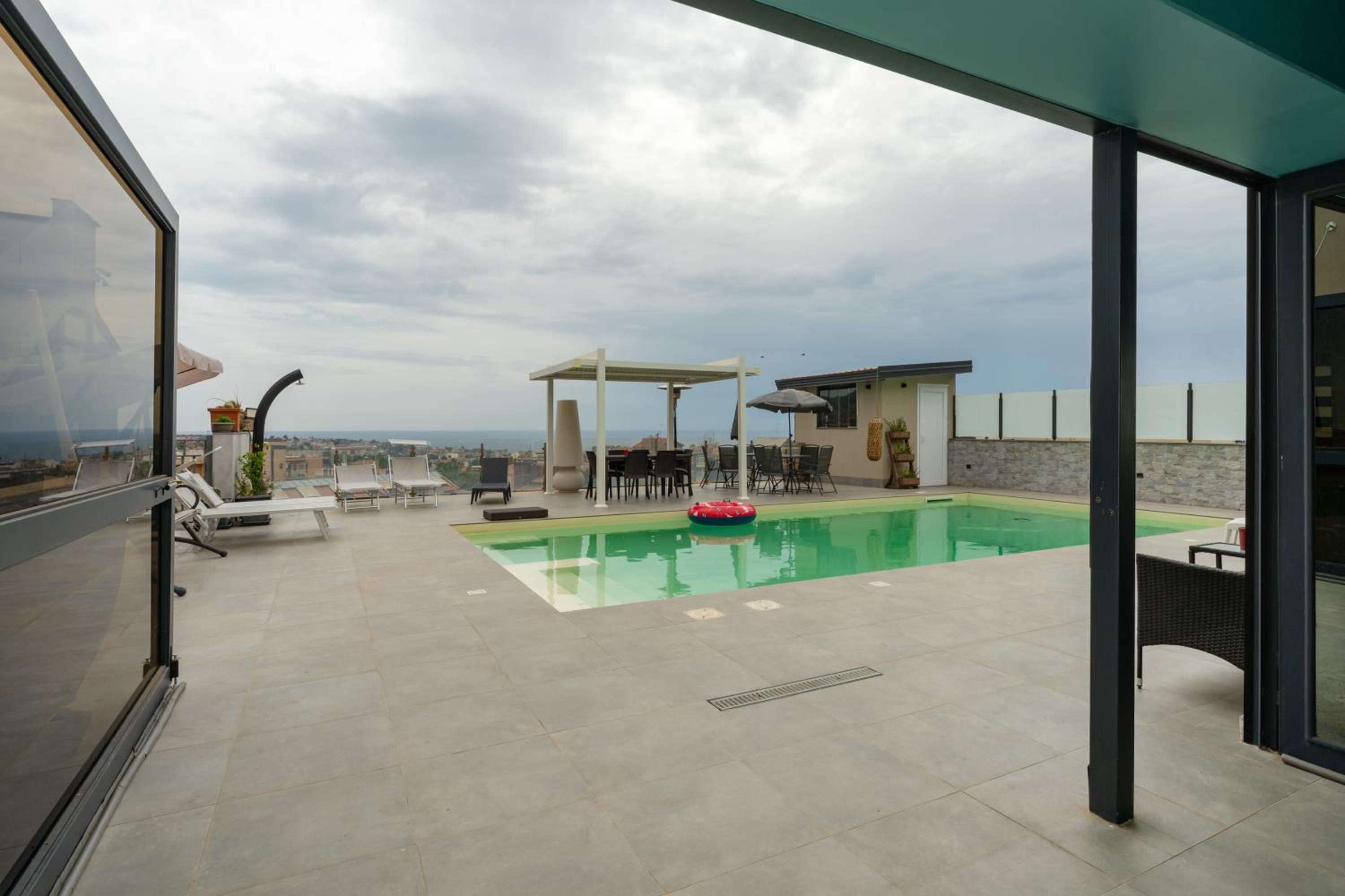 Giovannino House