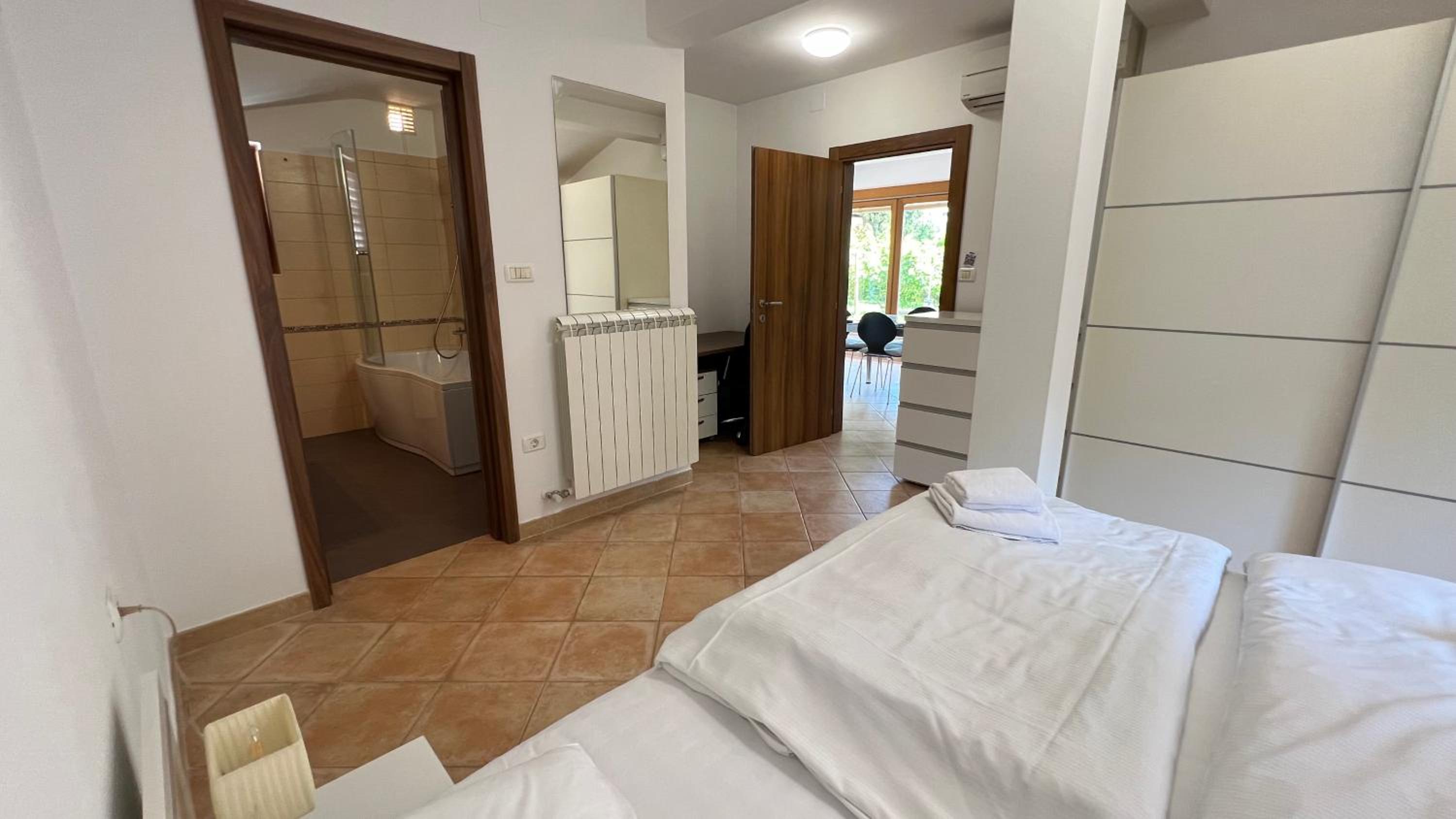 Spatial Apartment Portorož City Center Stay with Parking view 3
