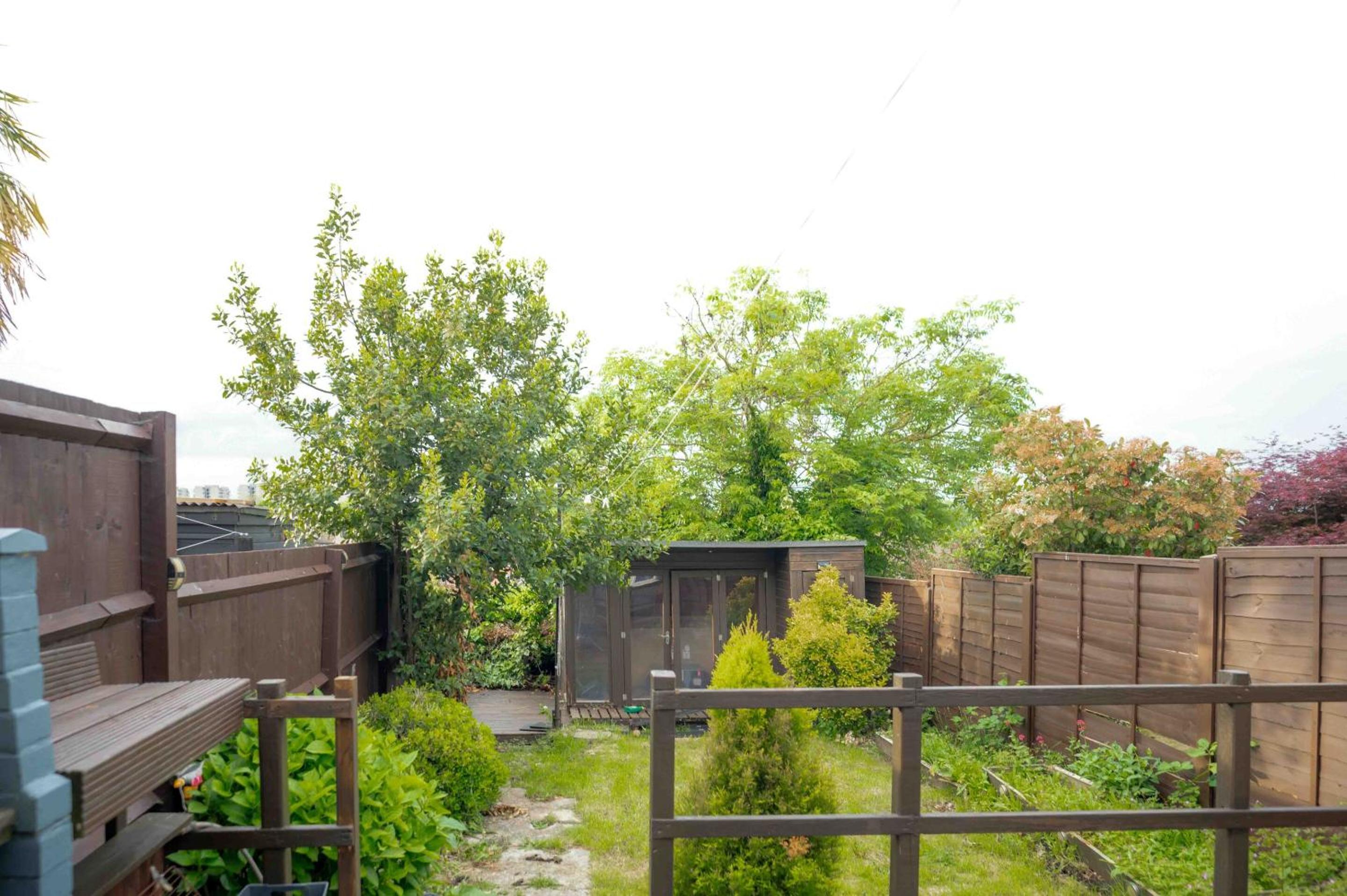 Photo 28