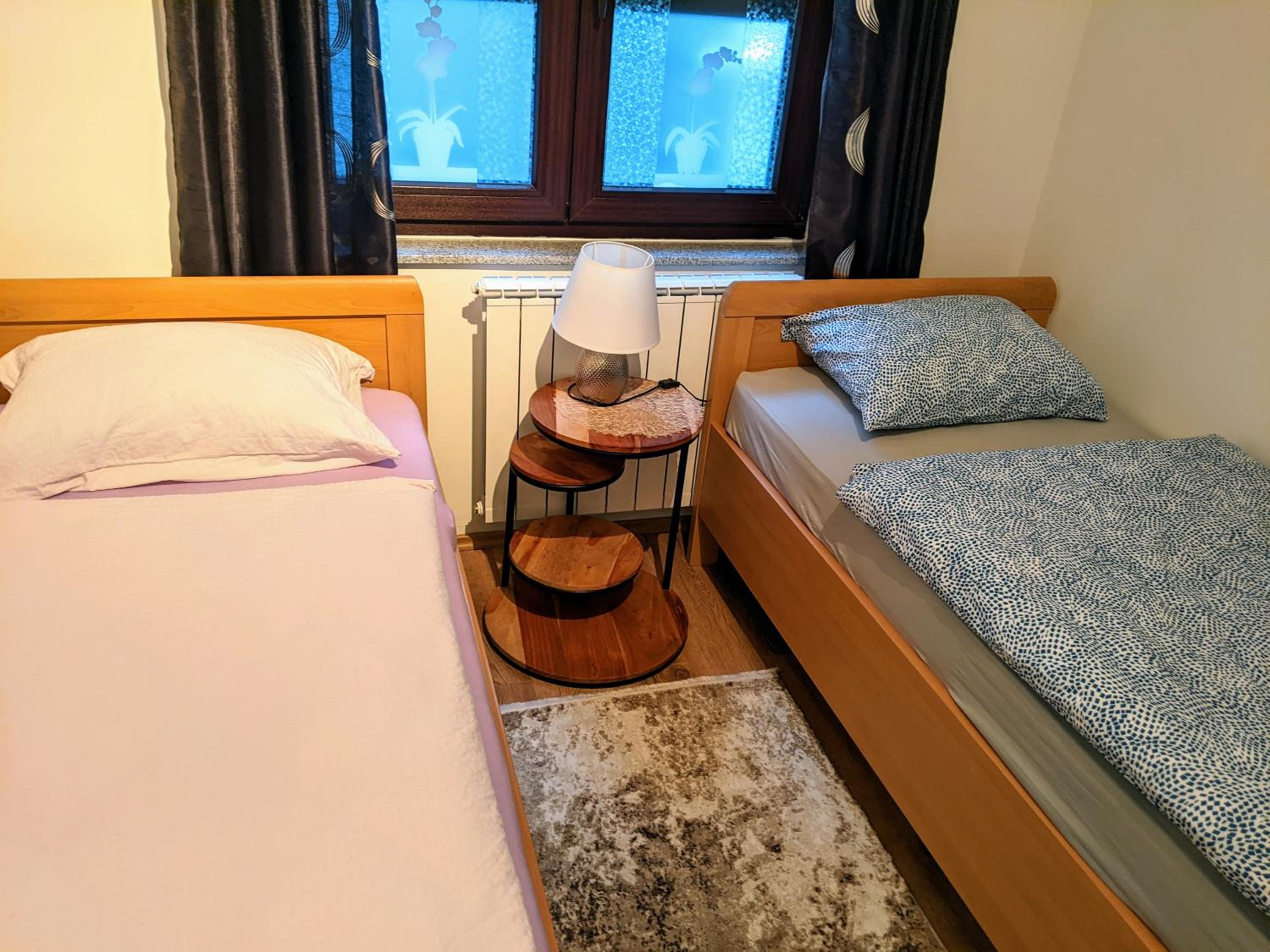 Apartmani Hrastik 1