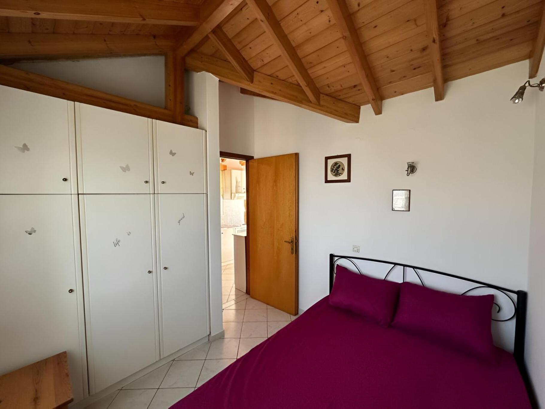 Eva's Apartments