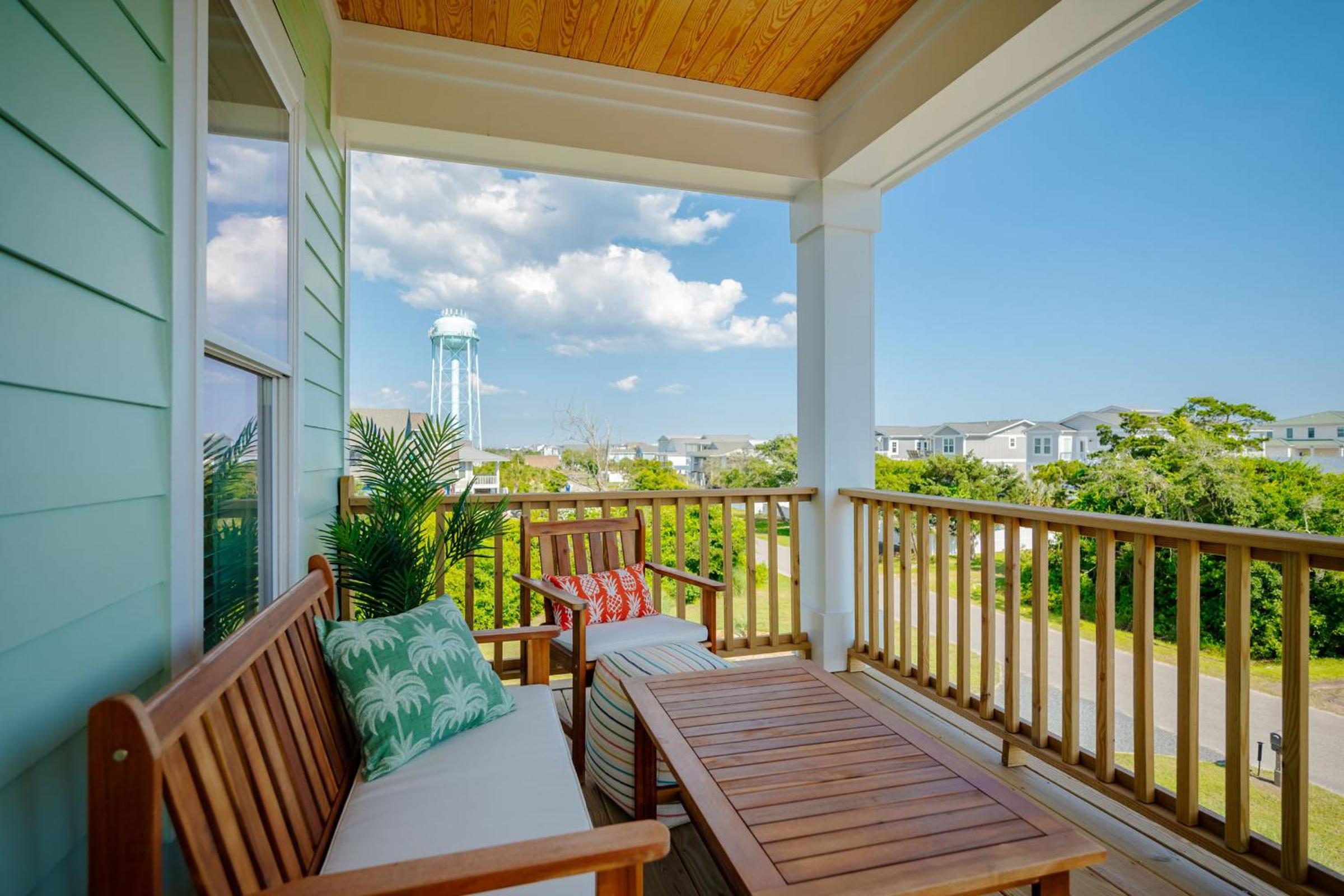 All Sands On Deck by Oak Island Accommodations view 3