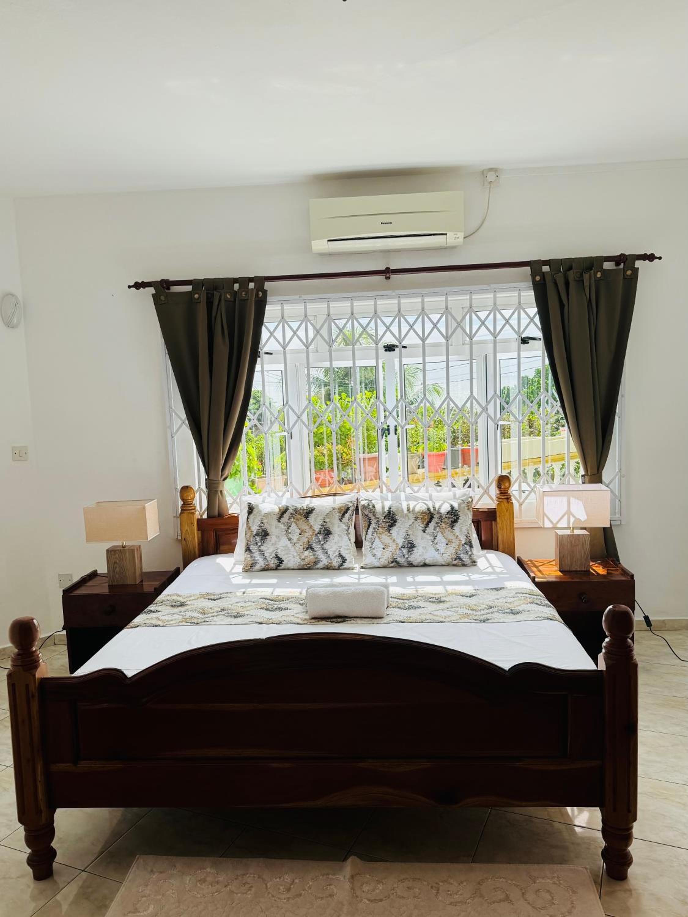 D BES Residence Self Catering photo 4