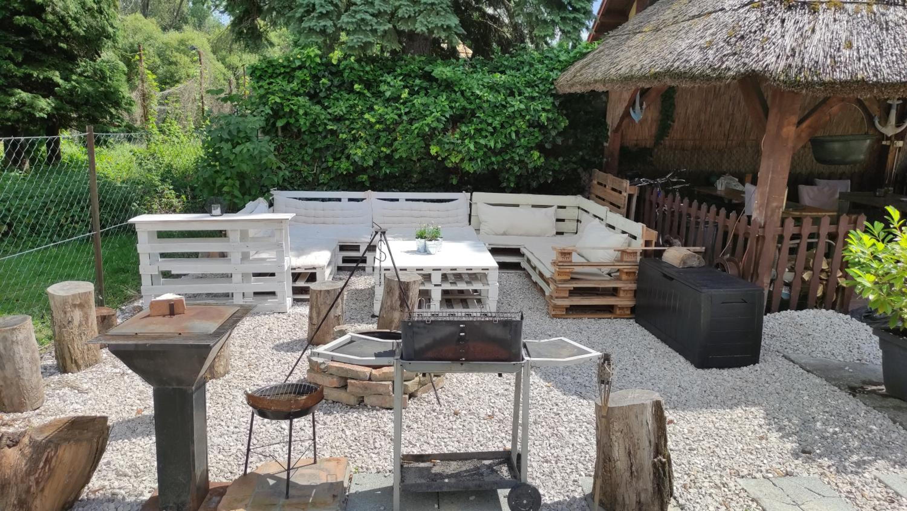 Gyöngyike Apartmanház Vonyarcvashegy