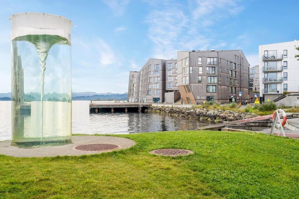 Central 2 bedroom apartment view 4