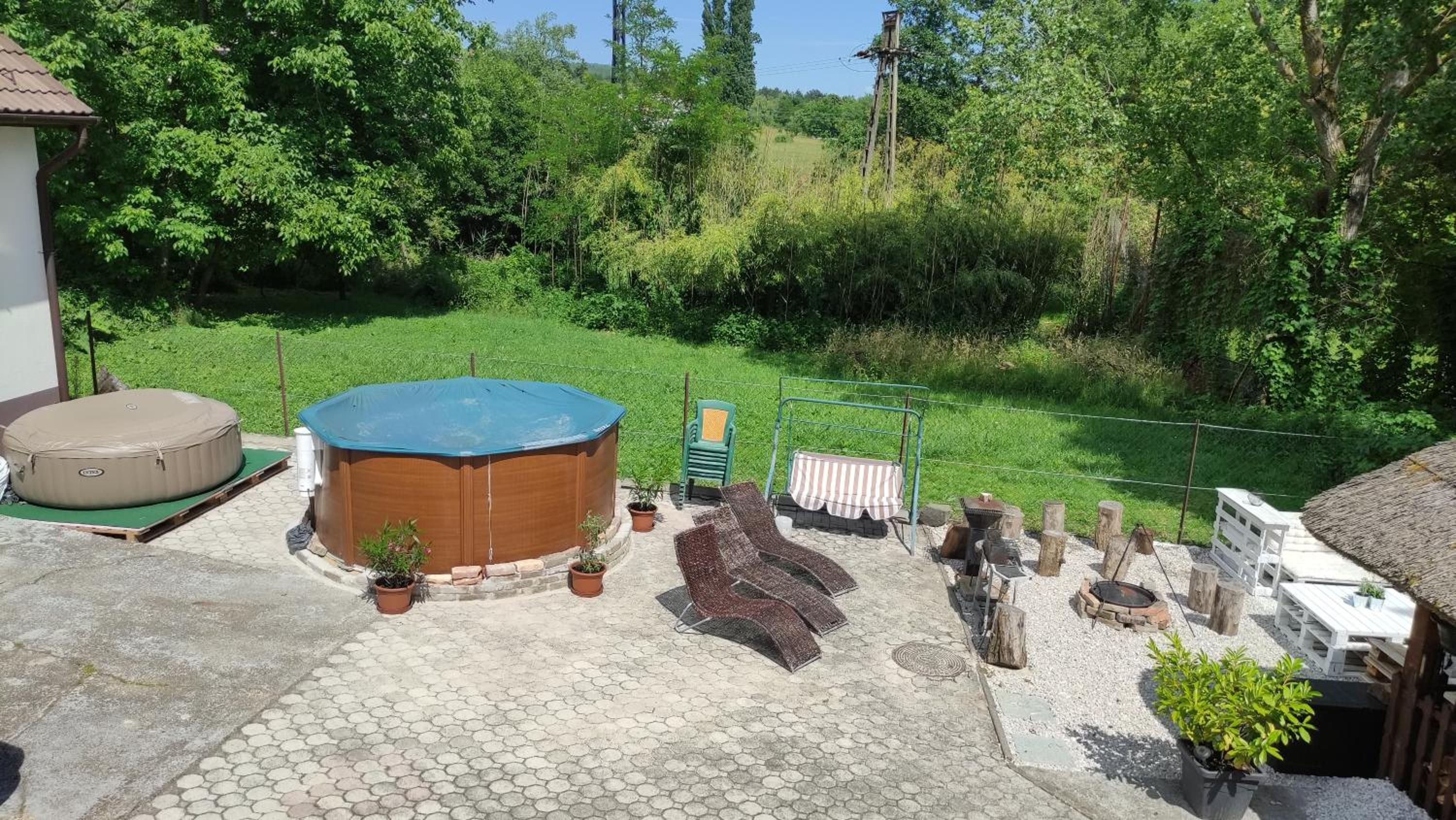 Gyöngyike Apartmanház Vonyarcvashegy