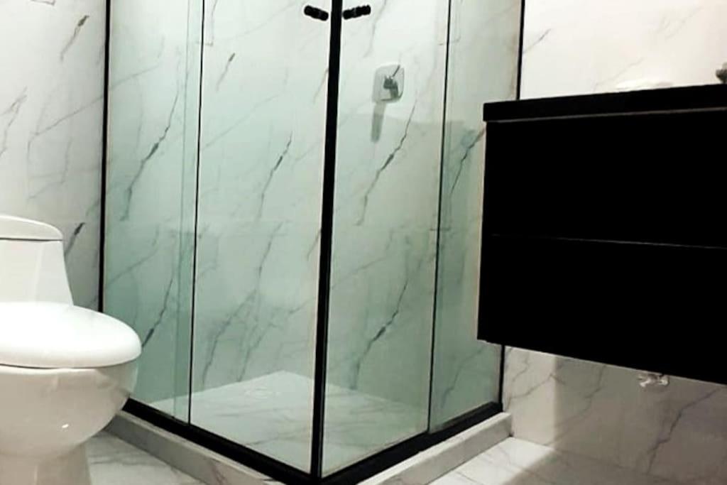2i - Hermosa Suite en Element by Elite, Equipetrol