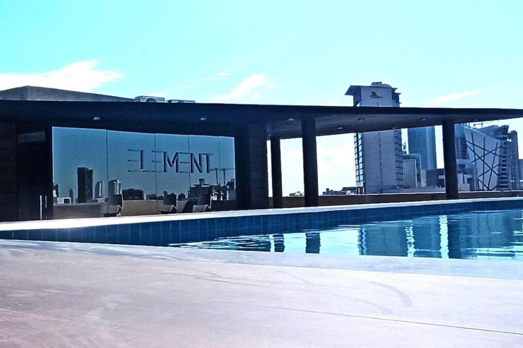 2i - Hermosa Suite en Element by Elite, Equipetrol