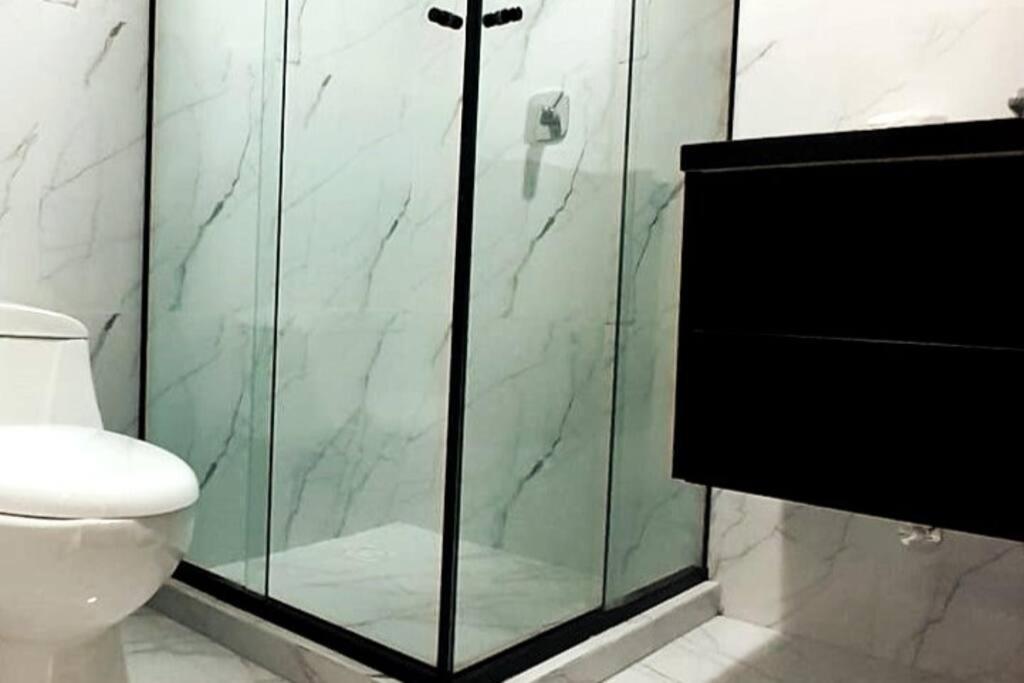 2i - Hermosa Suite en Element by Elite, Equipetrol