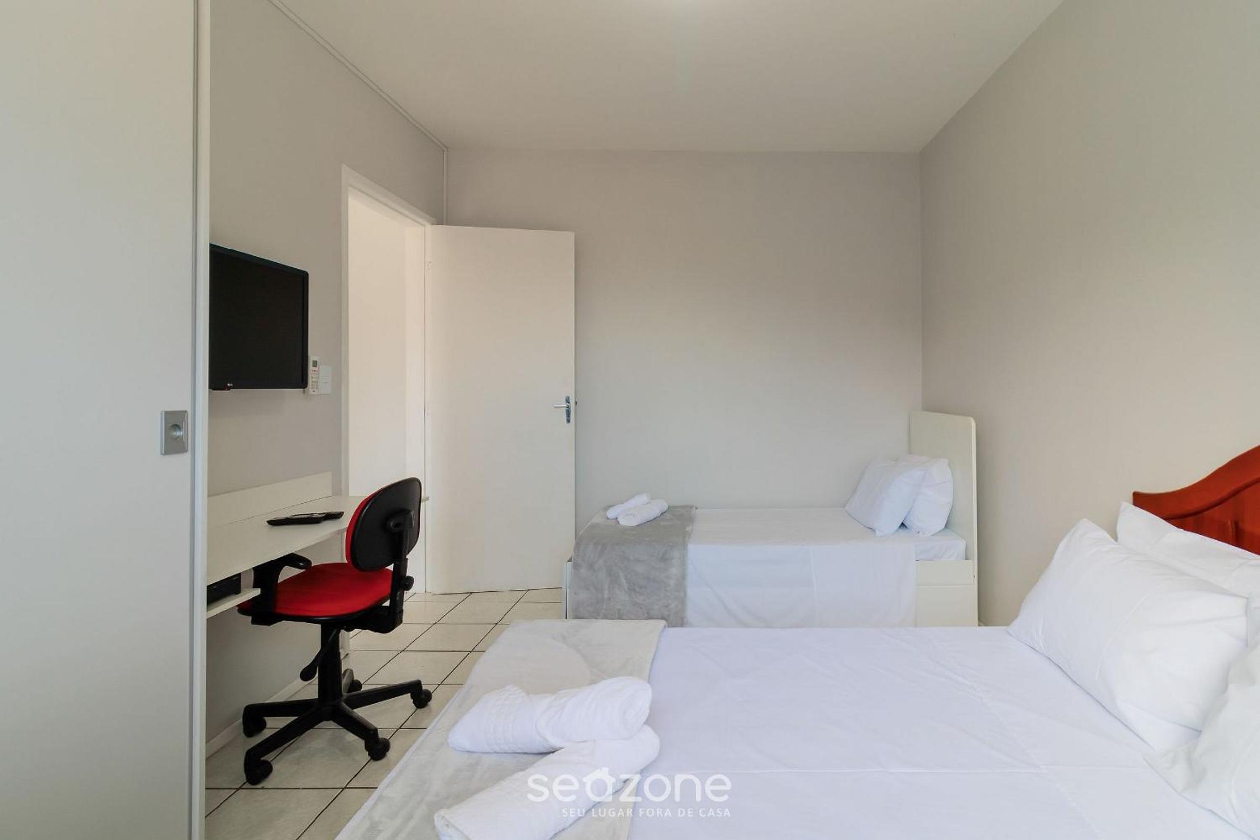 Aptos a 2min da Praia de Canasvieiras Floripa-SC RTB
