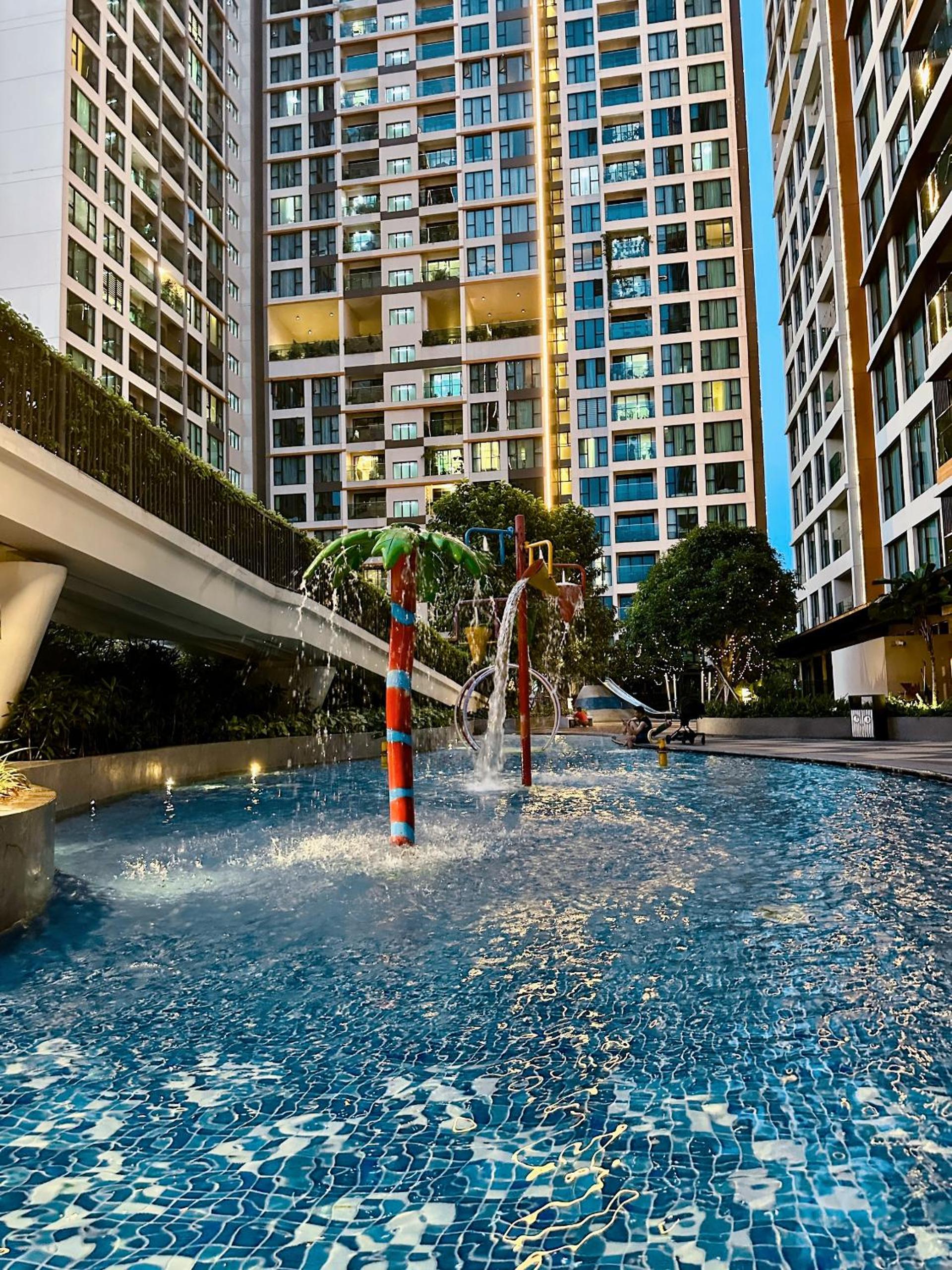 Feliz Luxurry Duplex Apartment Saigon