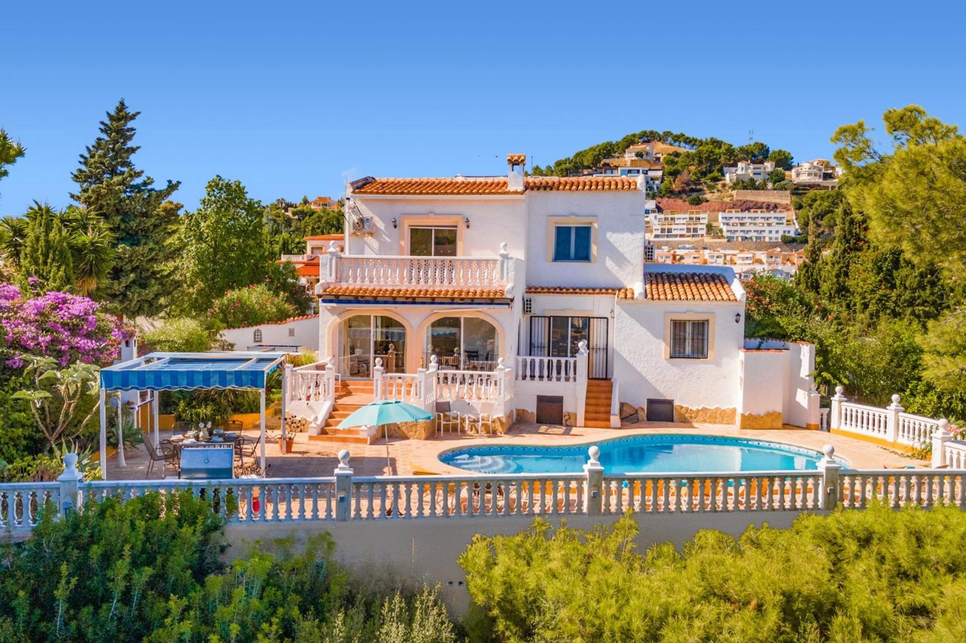 Villa Moggalatto by Villa Plus
