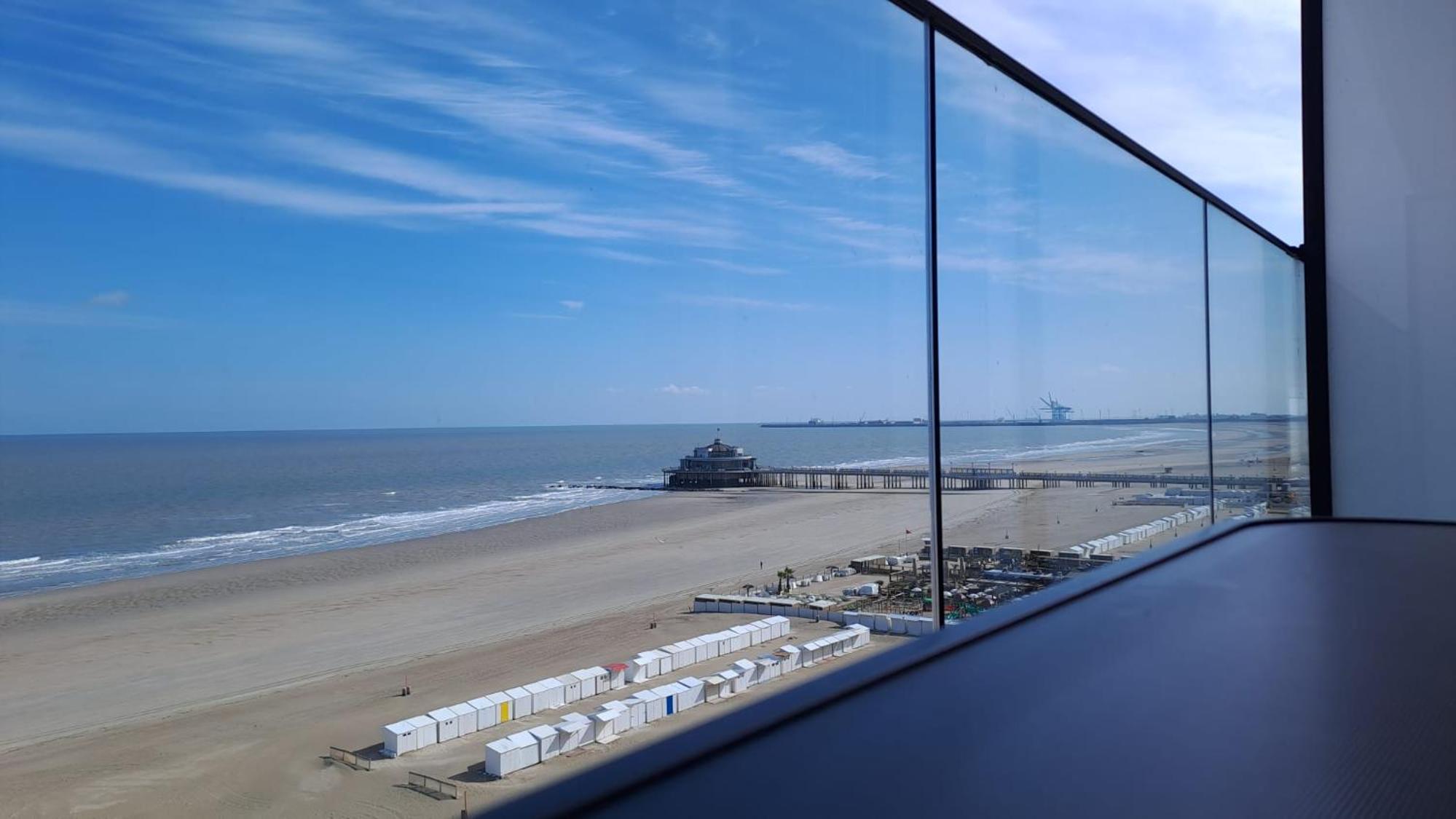 Modern studio with beautiful sea view - 9th floor view 3