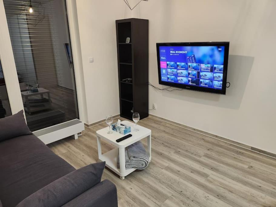 Modern apartment near the center