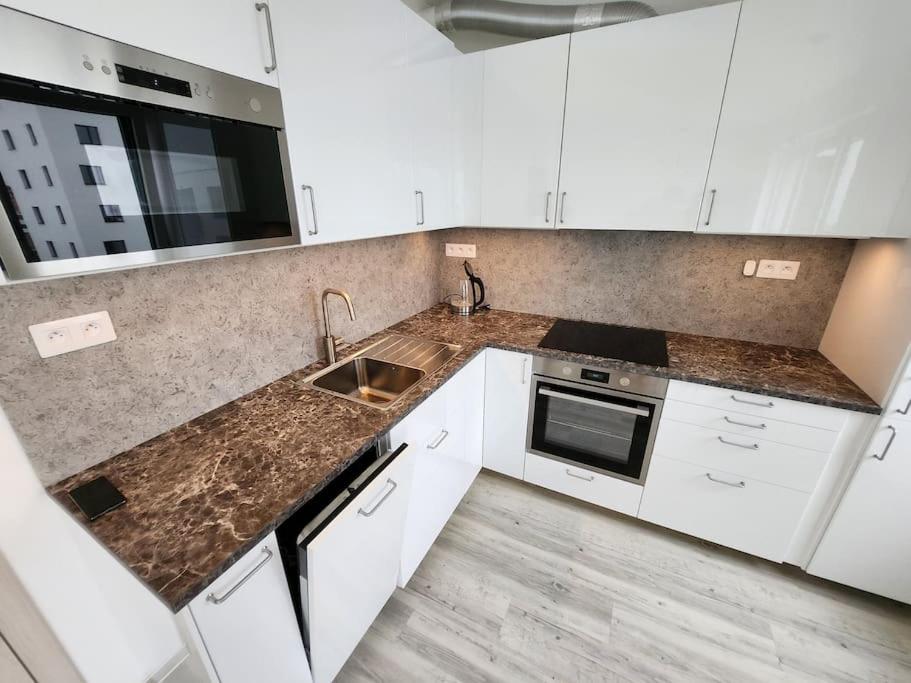 Modern apartment near the center
