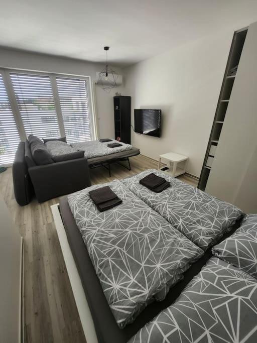 Modern apartment near the center