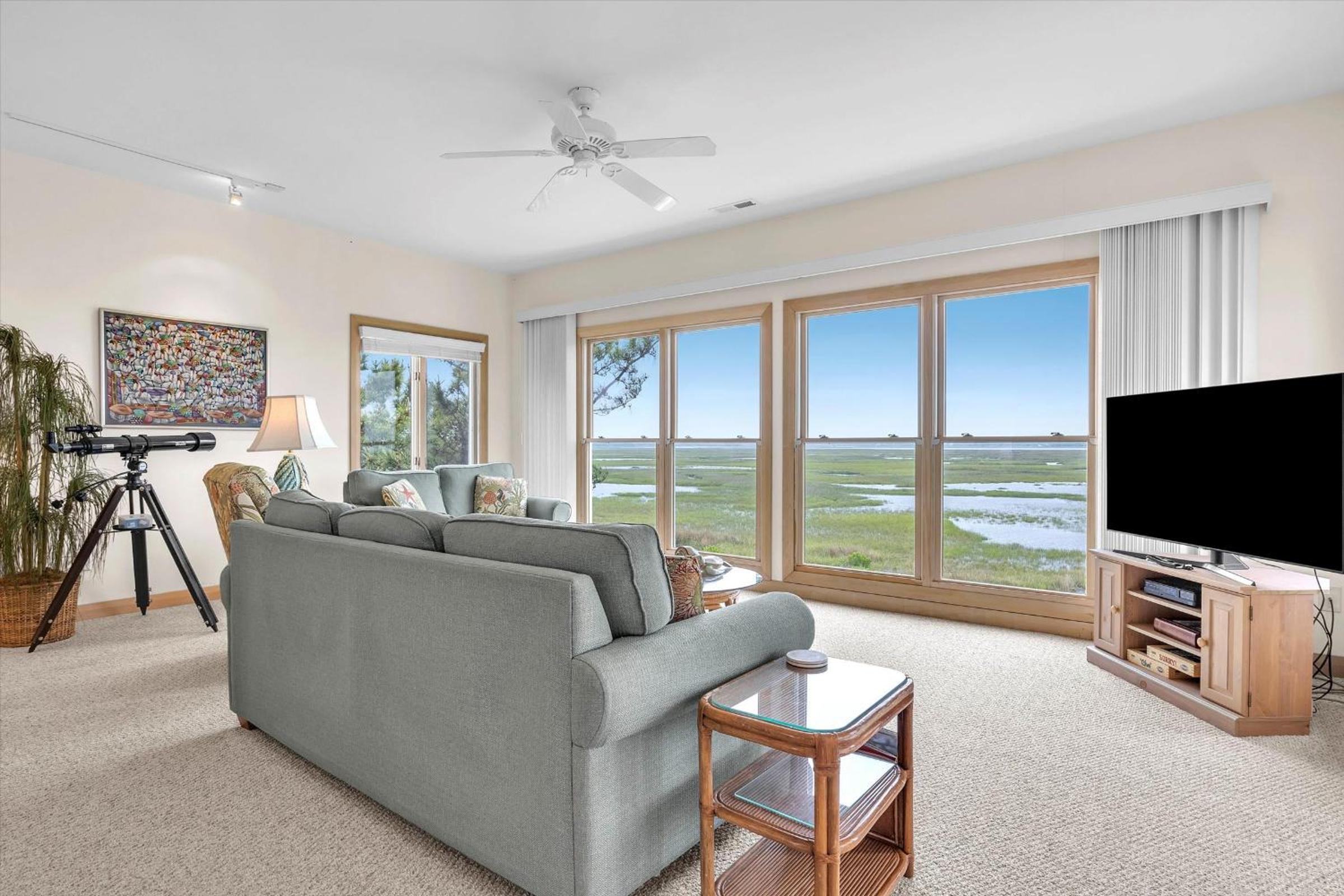 Prime Time by Oak Island Accommodations