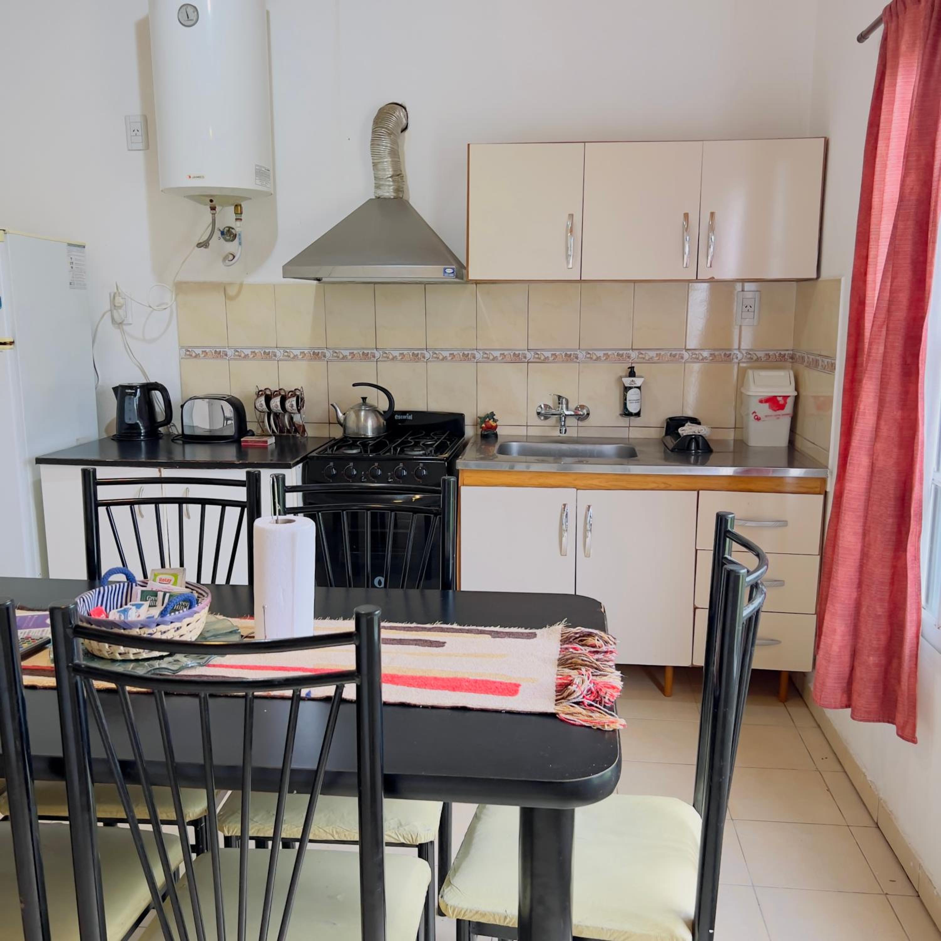 G2 Casa en Villa Ángela 2 dormitorios con Garage Independiente