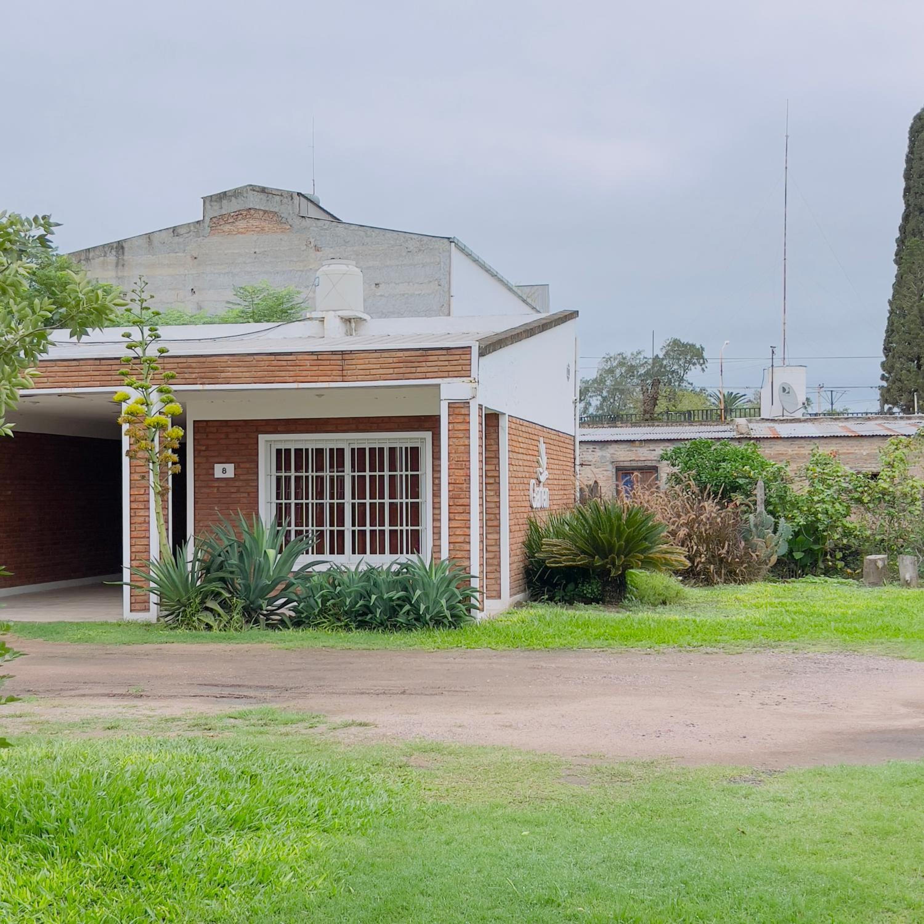 G2 Casa en Villa Ángela 2 dormitorios con Garage Independiente