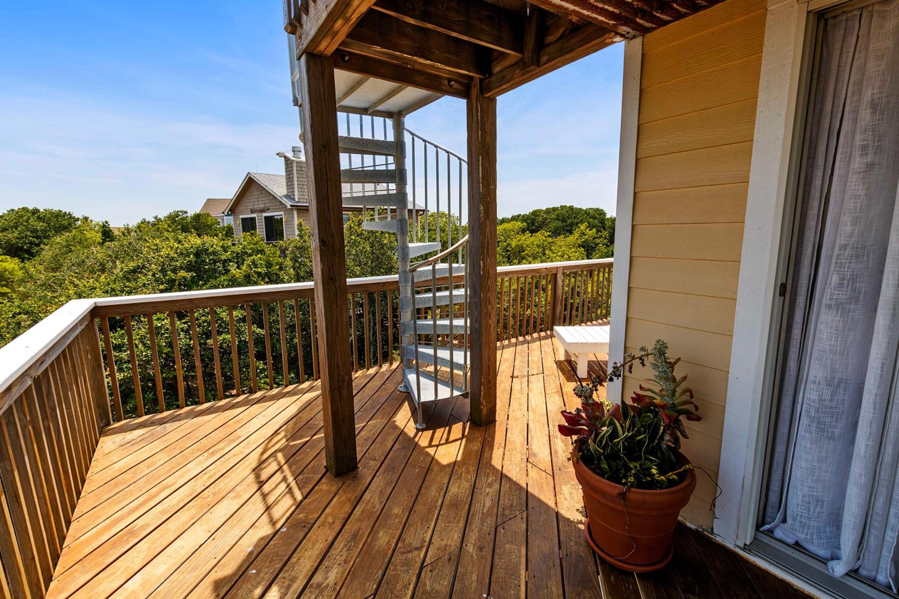 Oceanside, close to beach & shopping! WC904, What's Up Beaches