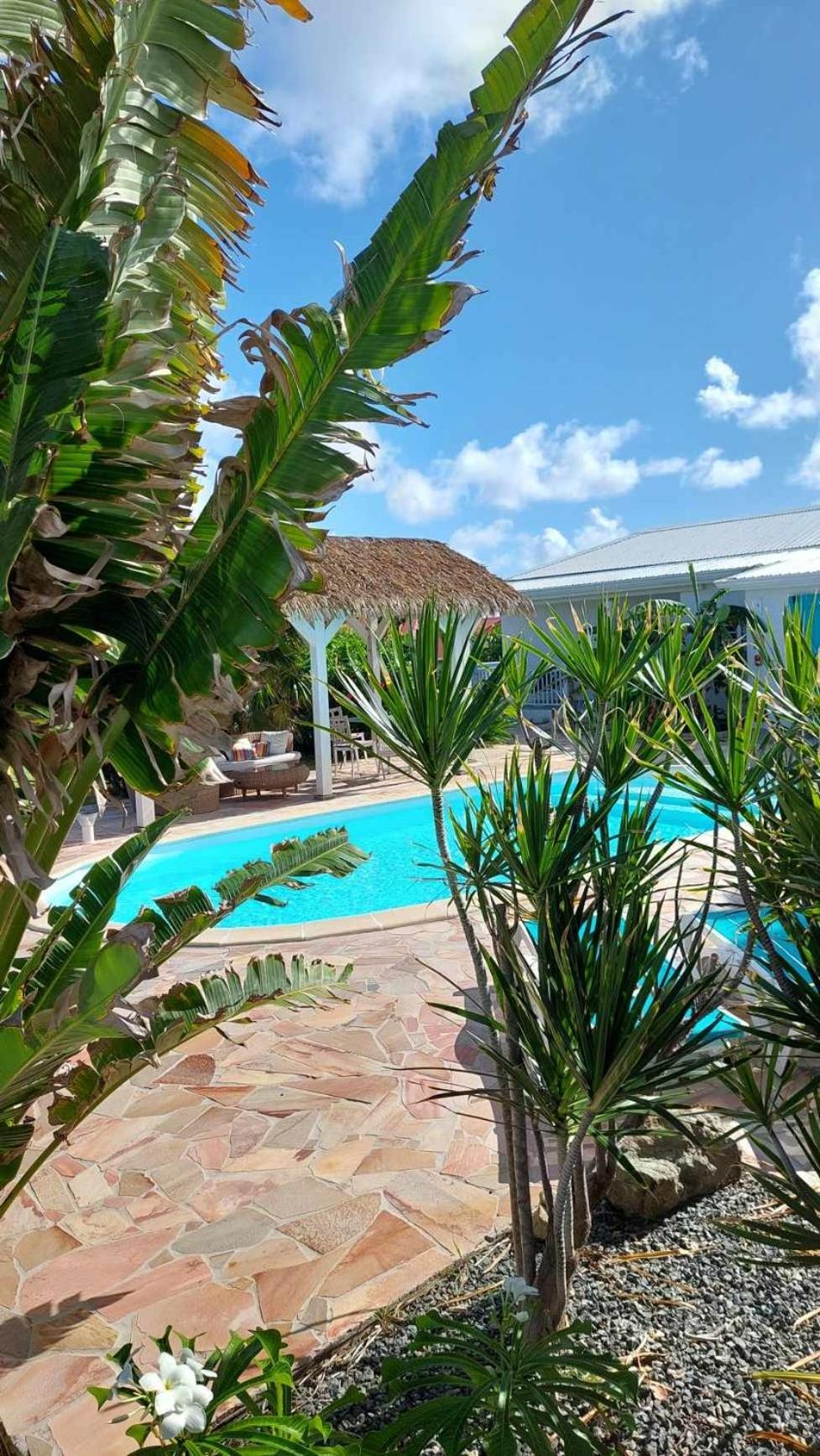 TIKO LODGE SXM