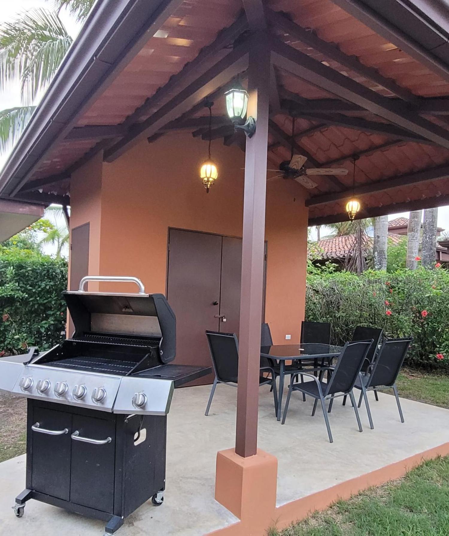 Villa Tranquilidad by Vacation Pura Vida