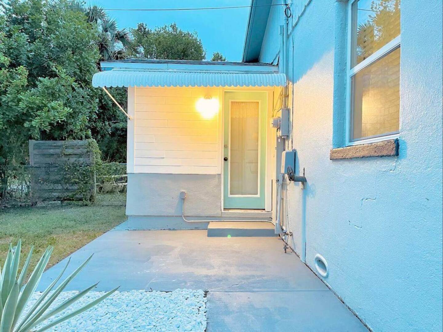 Ocean Gardens By The Beach St Pete 3 Bedroom view 3