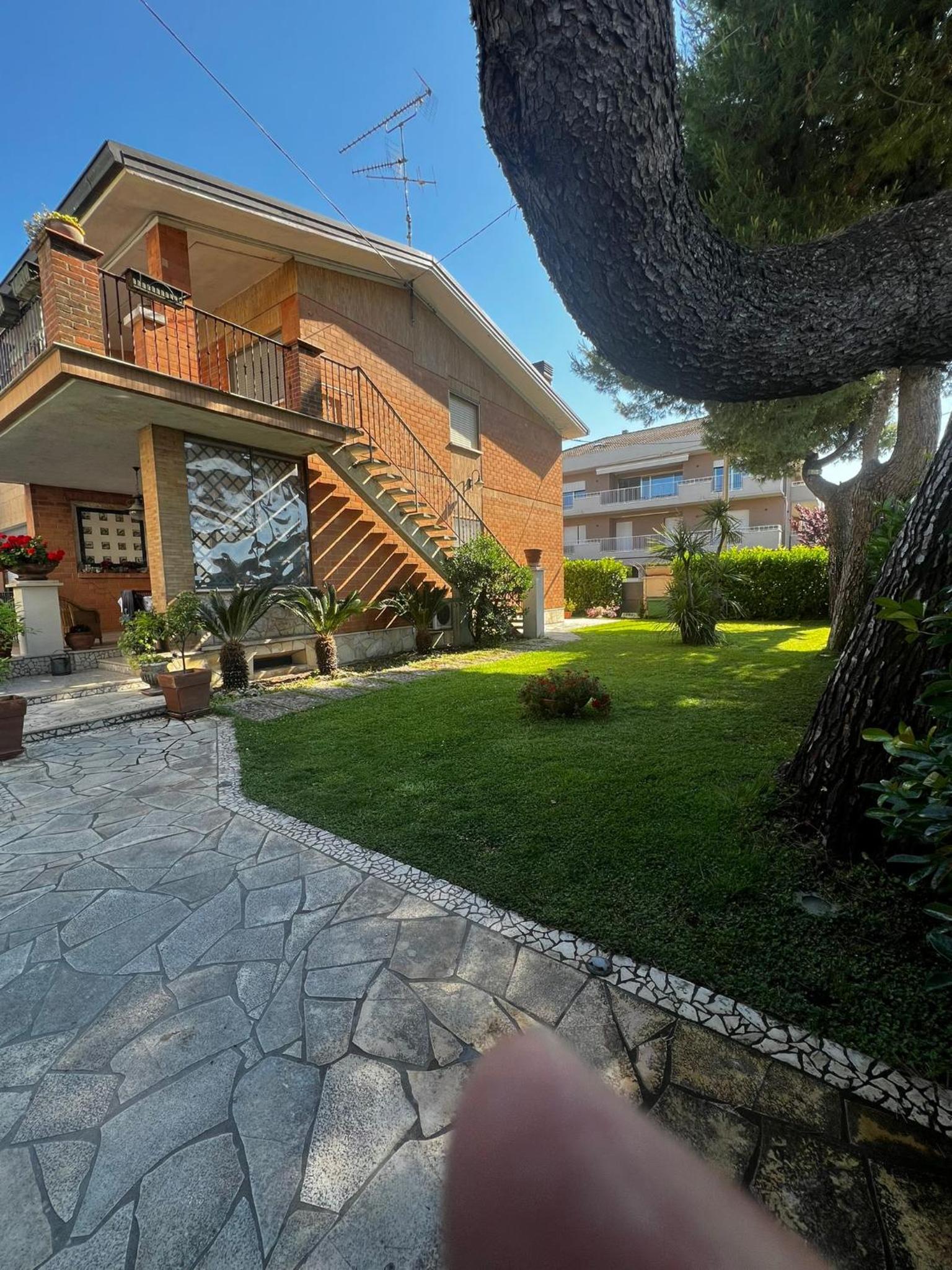 PM 10 Via Leone Guest House view 3