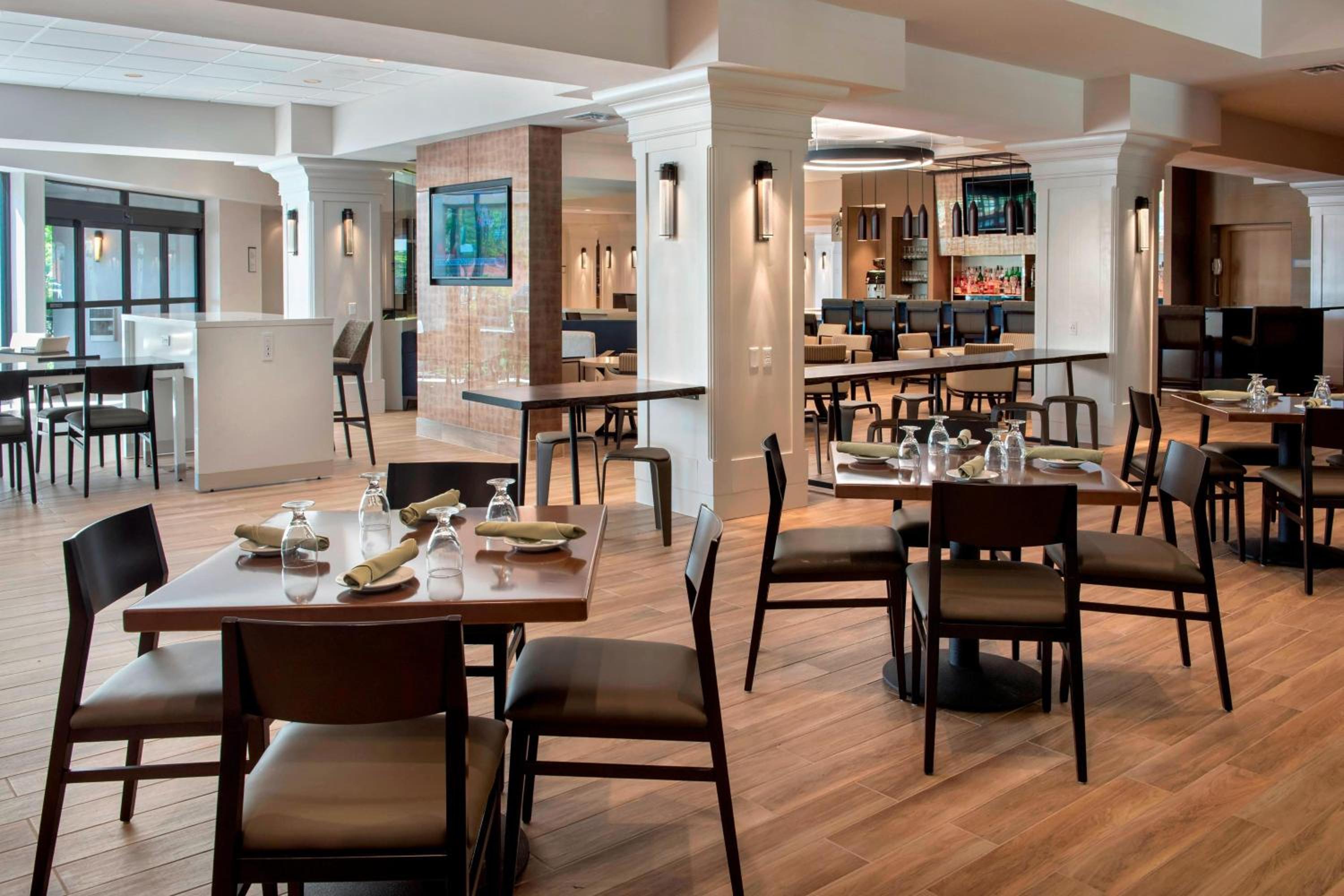 Boston Marriott Peabody - Property Image 5