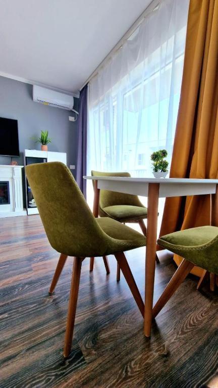 Cozy Apartment Prima Nufărul view 4