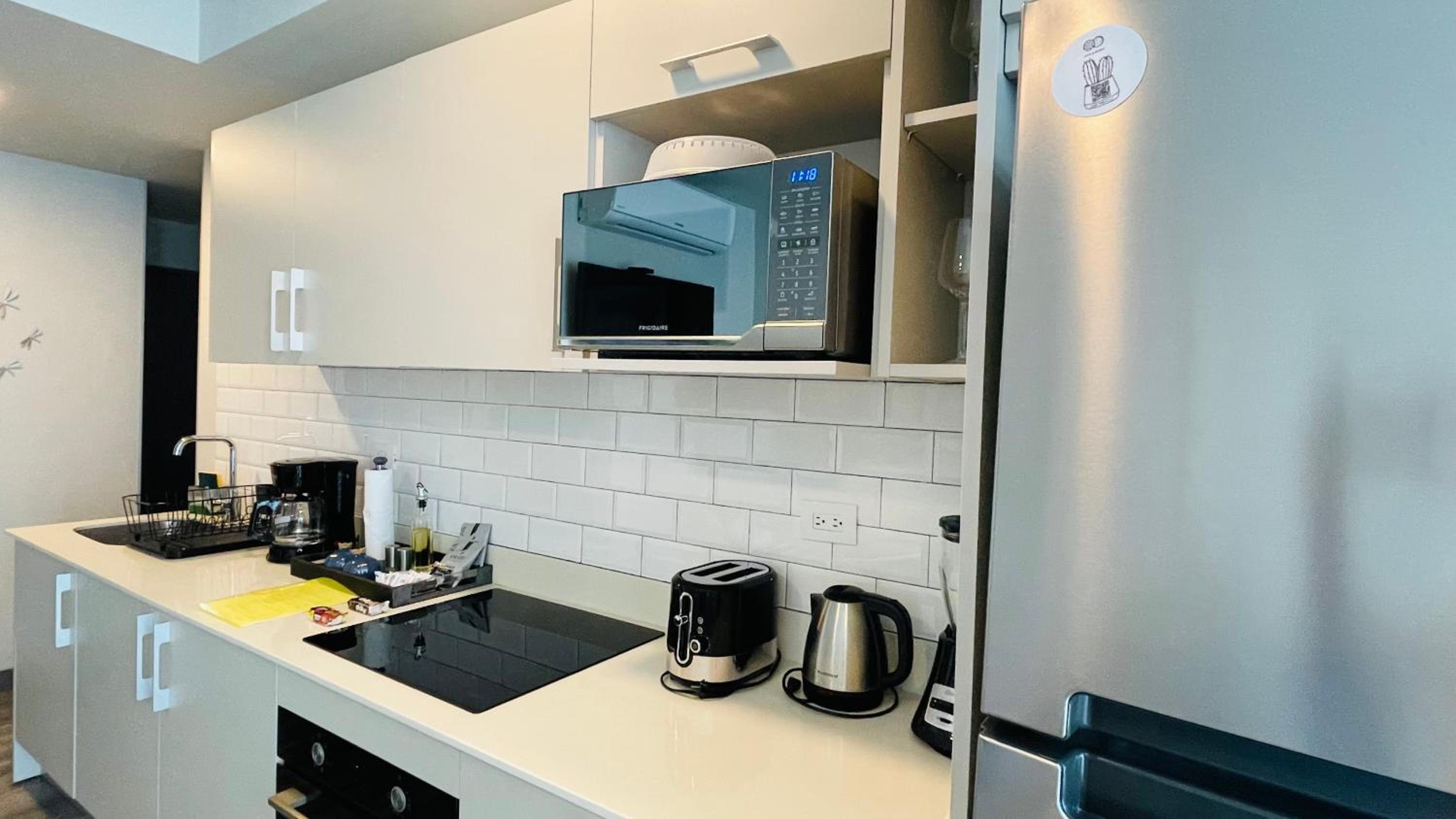 Cozy apartment with terrace, SJ Cosmopolitan Tower #402