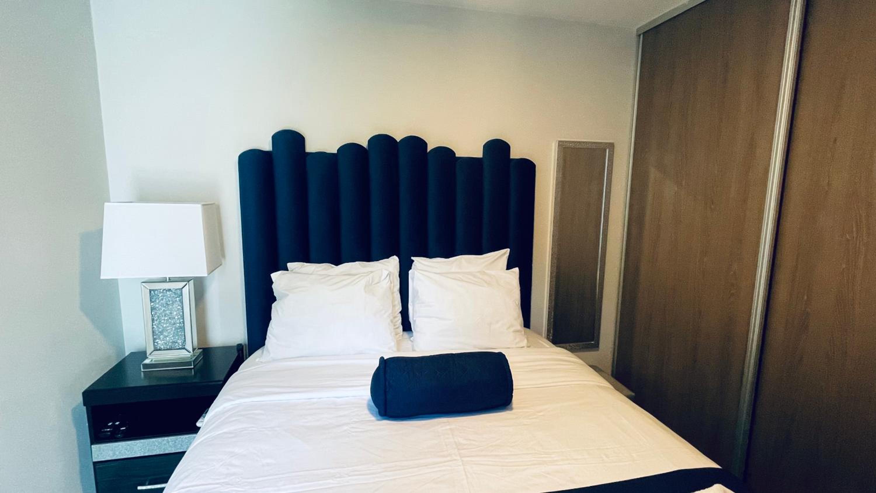Cozy apartment with terrace, SJ Cosmopolitan Tower #402
