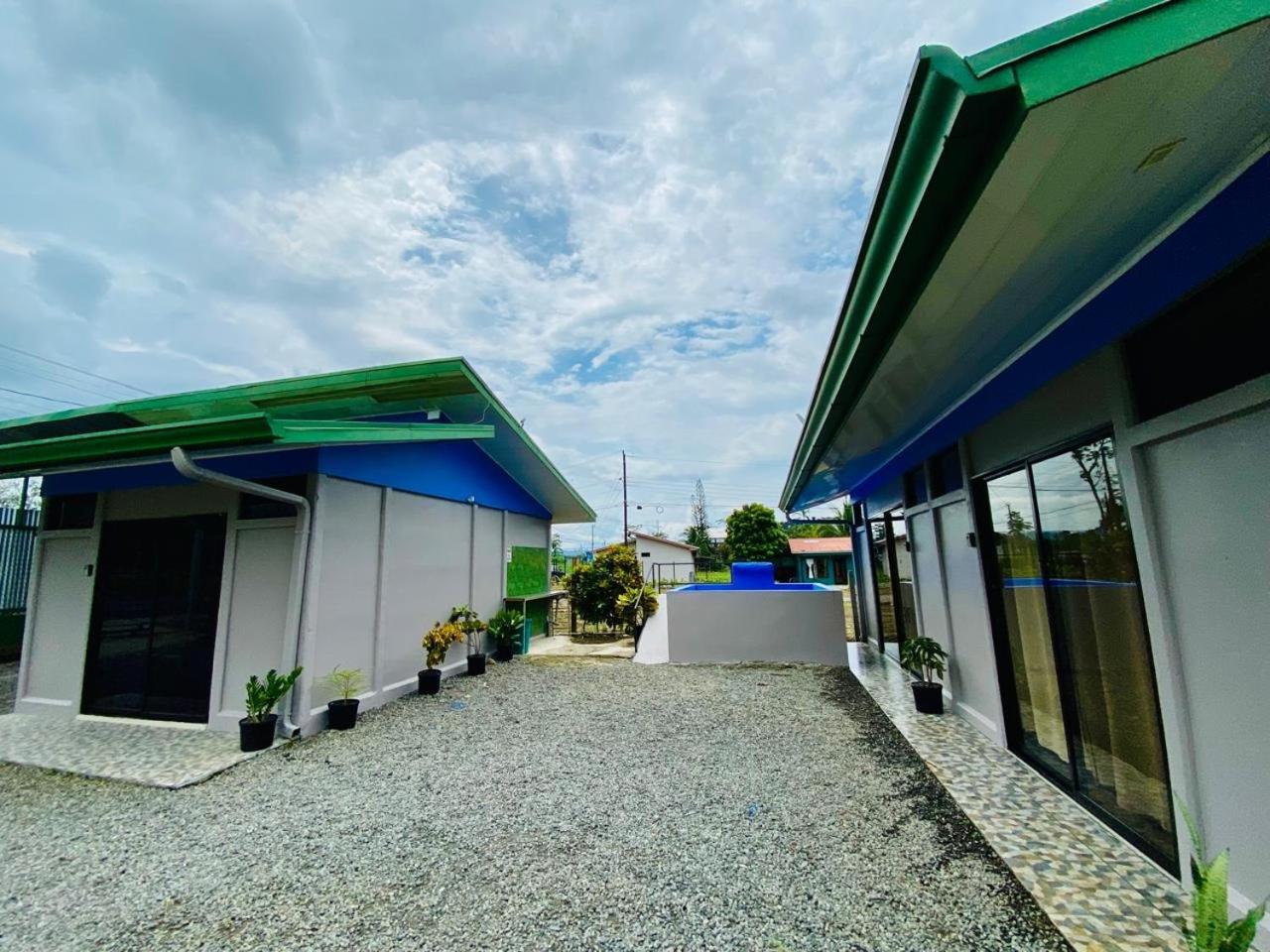Cabinas Arenal Home