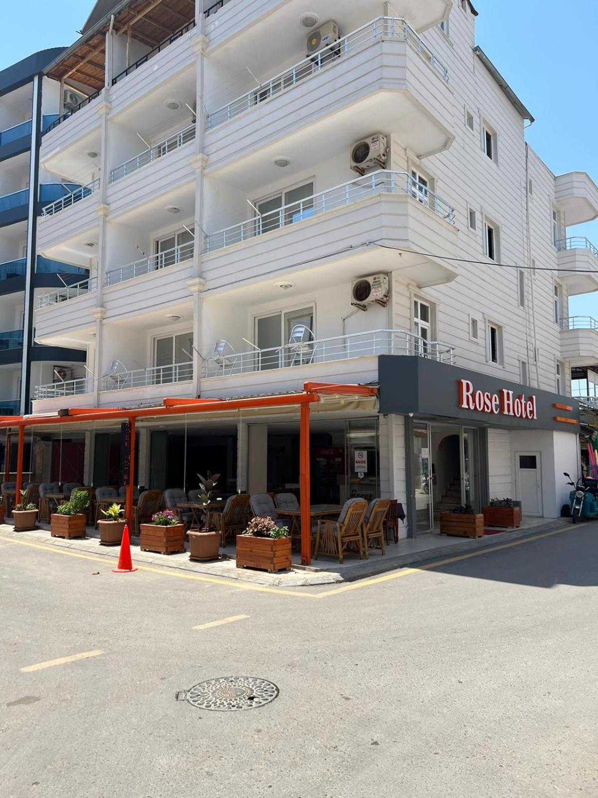 Rose Hotel