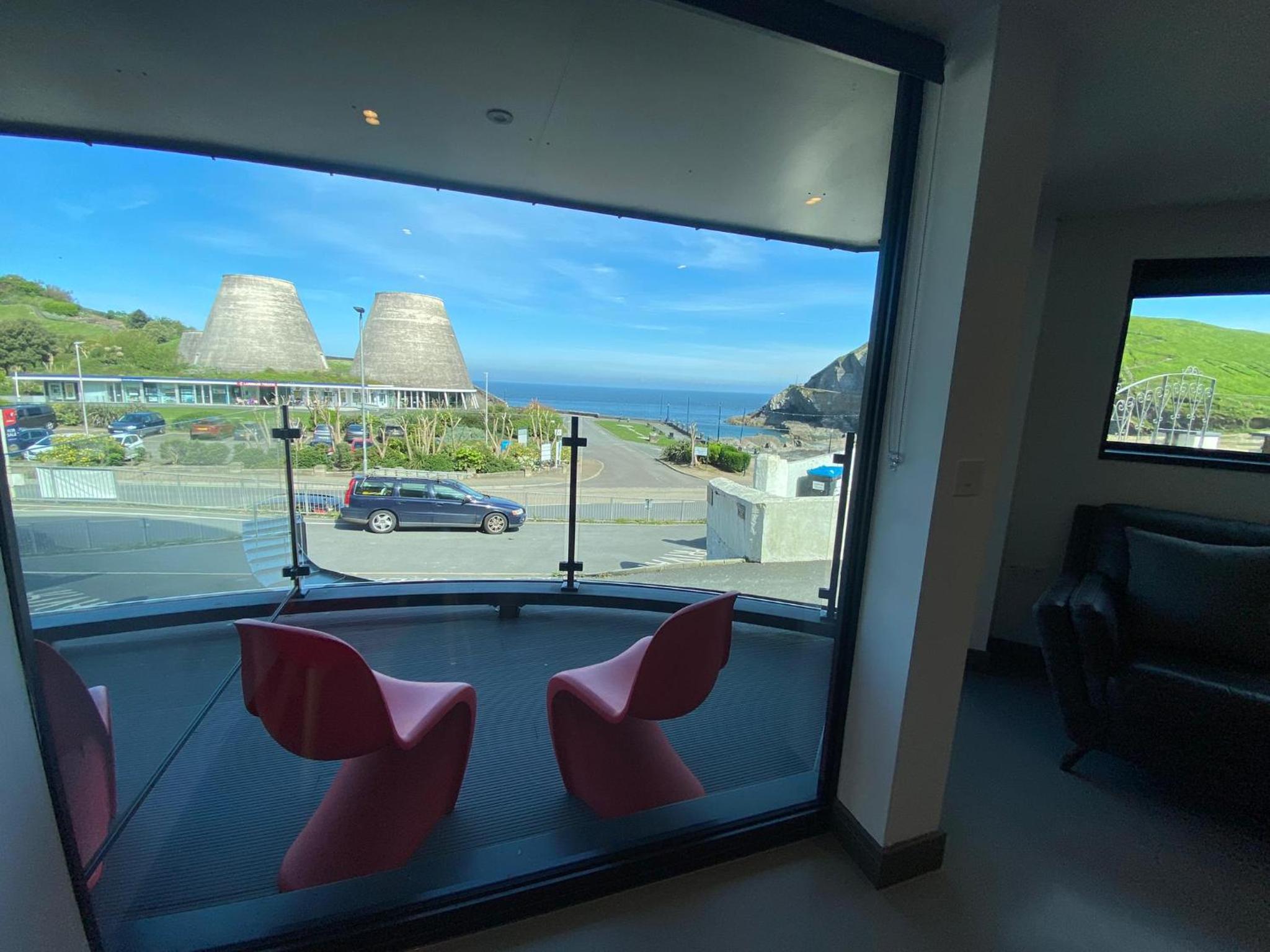 2 The View apartments Ilfracombe - Seafront, Parking, Lift, EV view 3
