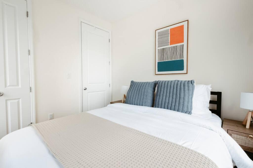 Stylish Apartment in Upper West Side! Cozy Retreat