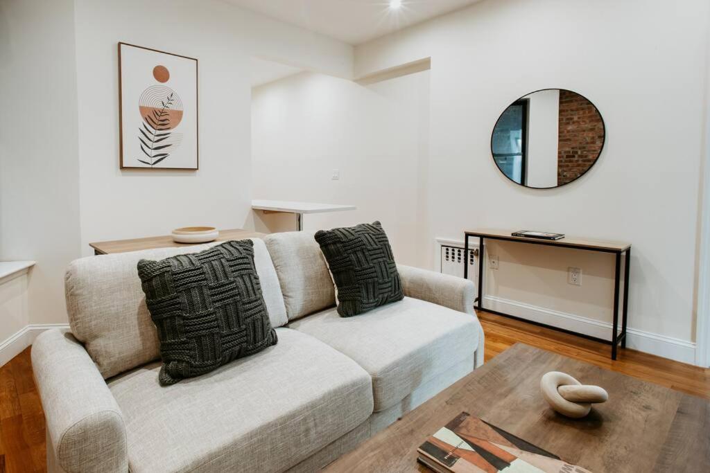 Stylish Apartment in Upper West Side! Cozy Retreat