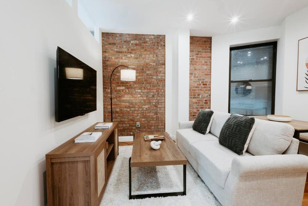 Stylish Apartment in Upper West Side! Cozy Retreat