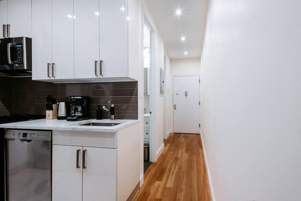 Stylish Apartment in Upper West Side! Cozy Retreat