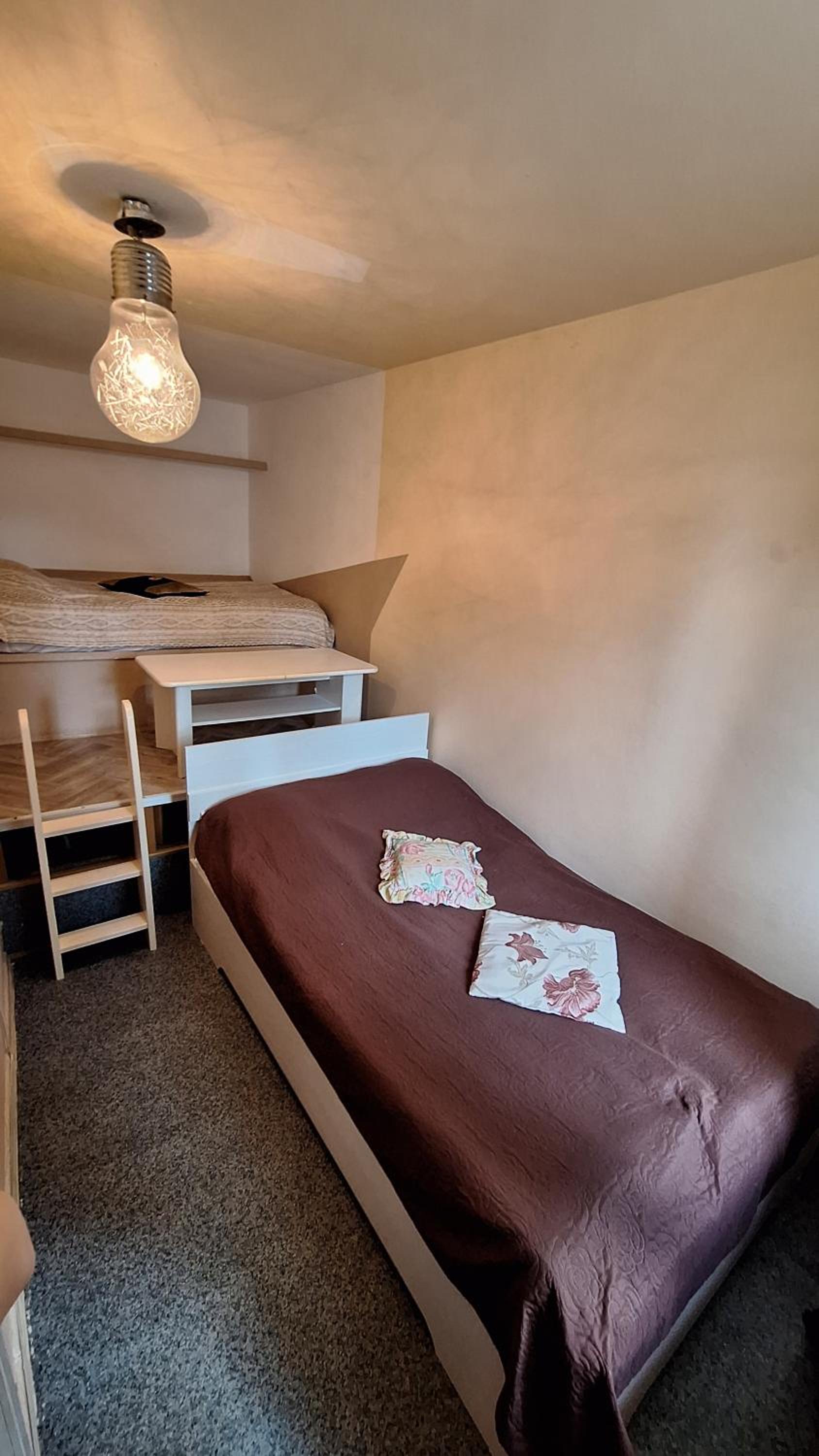 Photo 83
