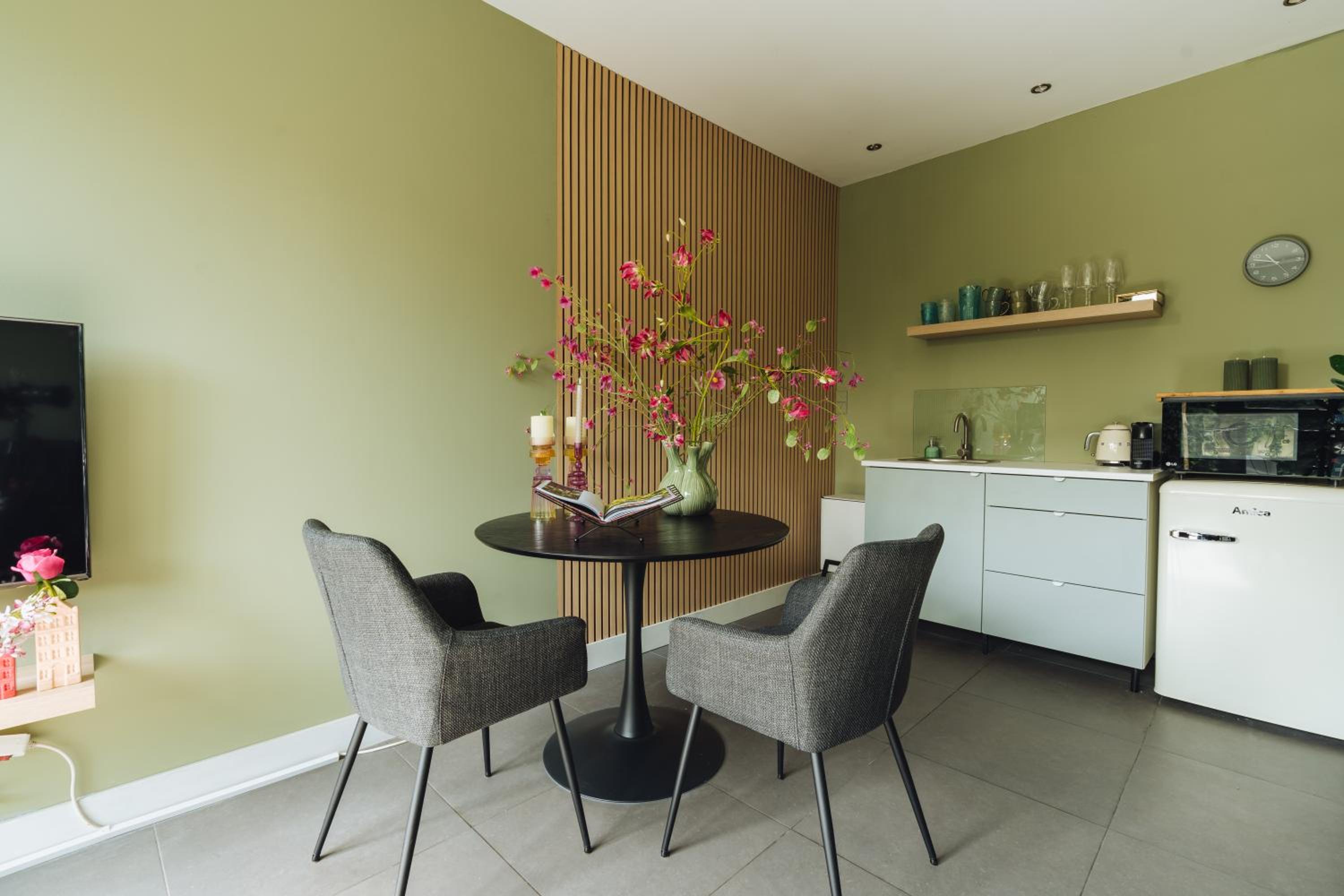 Sfeervol luxe appartement Haarlemmerhout bij Haarlem Centrum en Amsterdam - gratis parkeren view 3