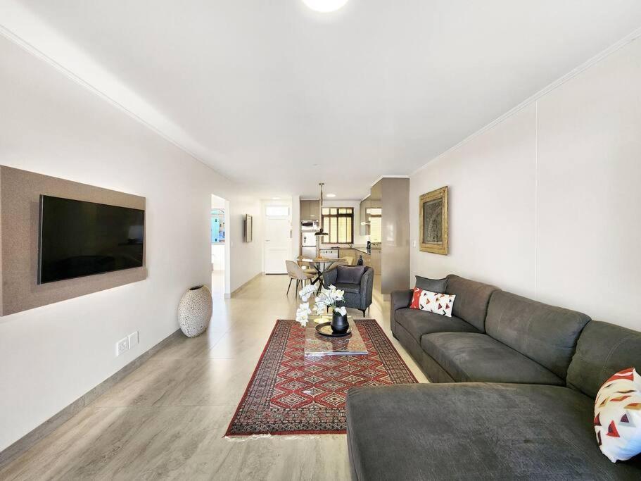 Renovated, Pools, Park, Gym, Parking, Canal walk access view 2