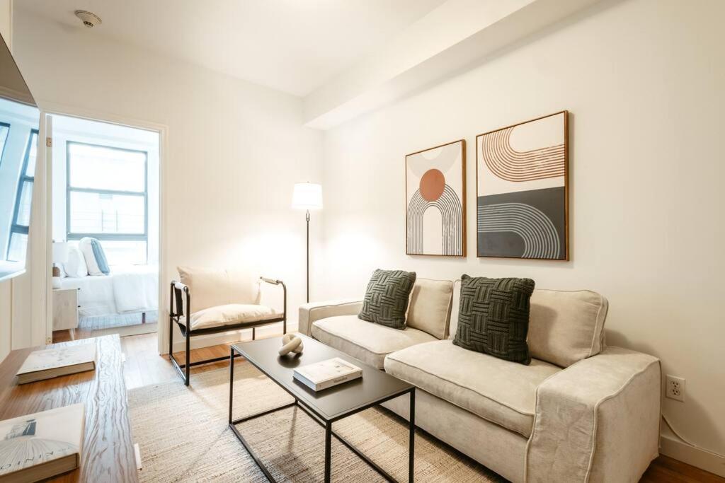 Modern 3BD Gem in Financial District & Wall Street Area!