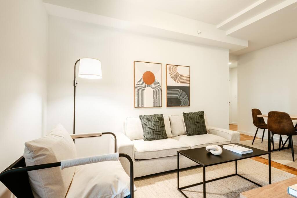 Modern 3BD Gem in Financial District & Wall Street Area!